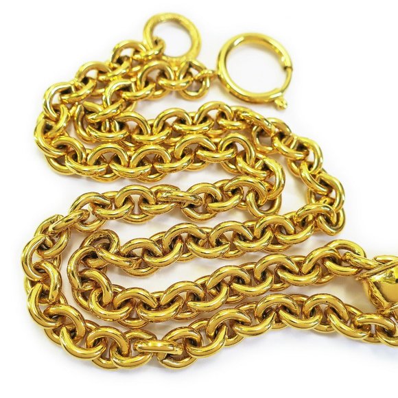 CHANEL GOLD PLATED VINTAGE NECKLACE/PENDANT! - Picture 4 of 6